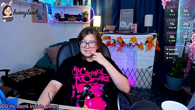 HunnyyLove webcam