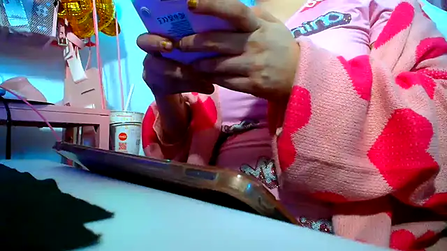 PrincessKDoll webcam