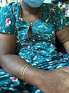 Tamilselviroja- webcam