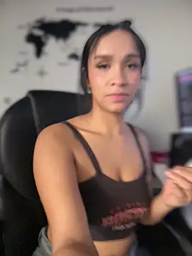 Isabella-Teen webcam