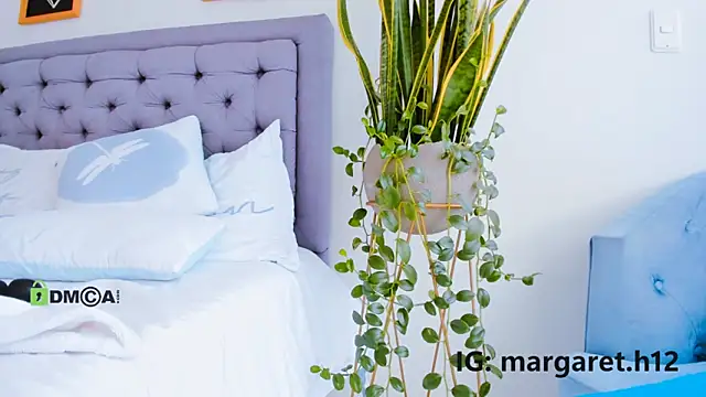 Honey__pot live sex cam