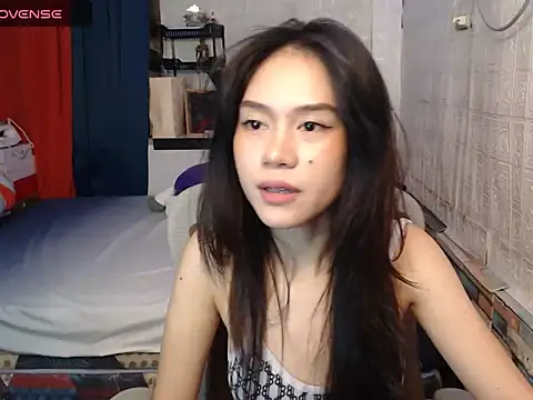 sweetmimi18 - Sweetmimi18's free webcam - UK Sex Cams