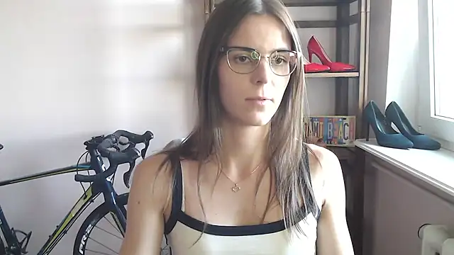 love_megi - Love_megi's free webcam - UK Sex Cams