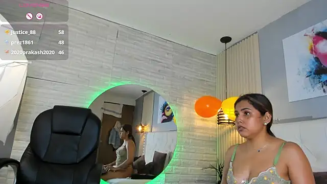 scarletbaker_ webcam