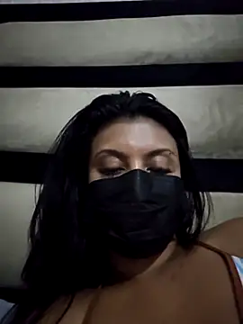 TemptingMiss_Daisy webcam