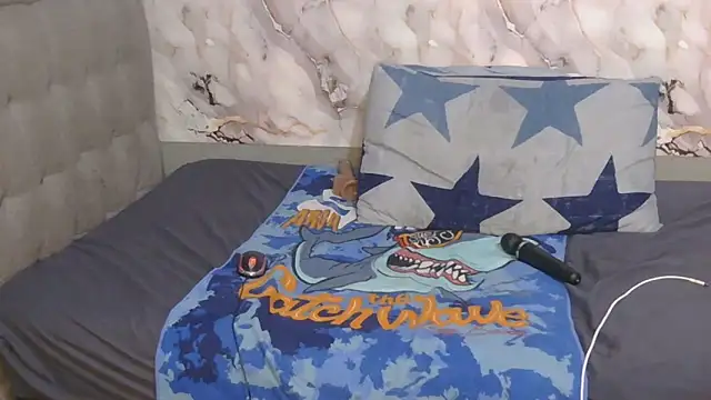 EbonyPhatBooty webcam