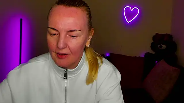 Bella_soulmate webcam