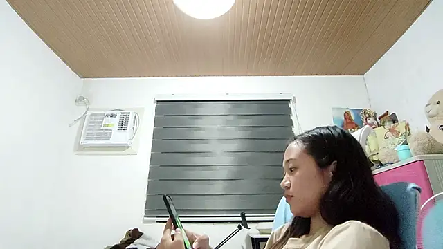 VincenzaHertler webcam