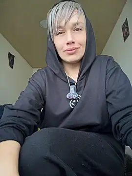 MARILYNMADELENAKOVANOVA webcam