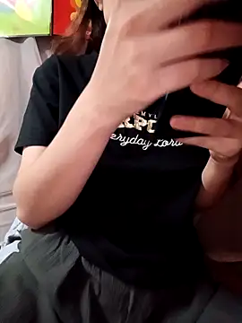 Shiny_68 Stripchat cam model