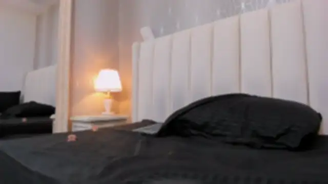 Tori_Gaviria Stripchat cam model