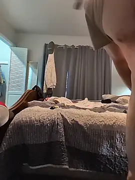 SitOnMyFace8426 webcam