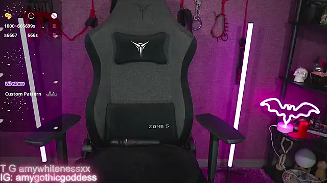 amywhitenessxx (F young) - make your dark Goddess CUM