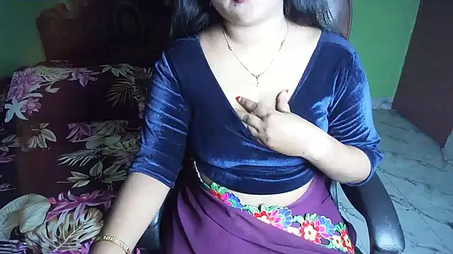 BengaliQueenStar webcam