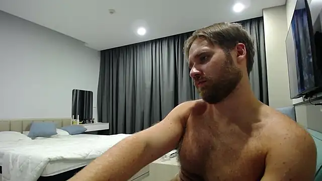 LorenzoLux live sex cam