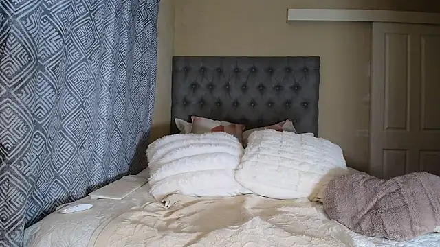 nanababe1 live sex cam