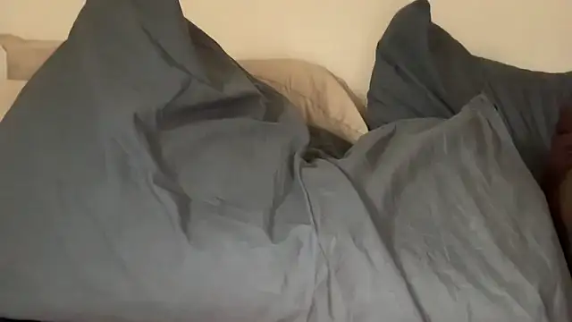 nanaisbackk live sex cam