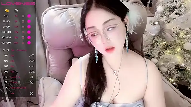 Monica-666888- webcam