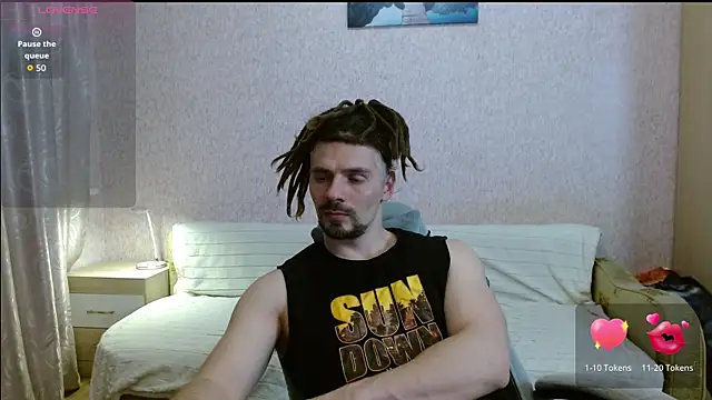 Aestheticguy101 webcam