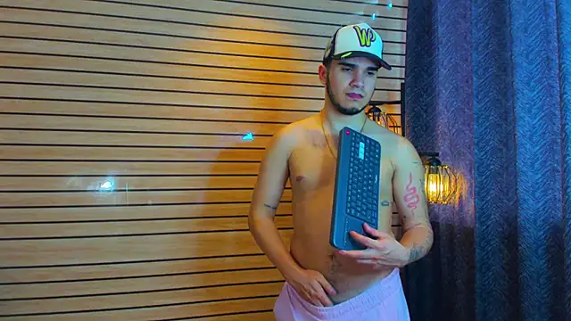 TheBatMansion webcam