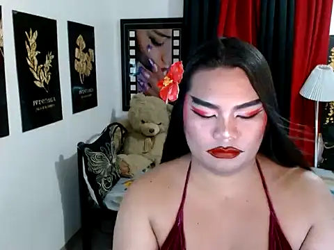 TSbrianaHugeCock webcam