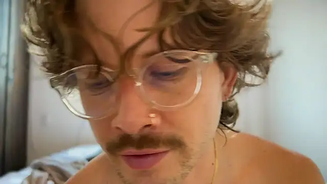 mcklister_kinky_feets webcam