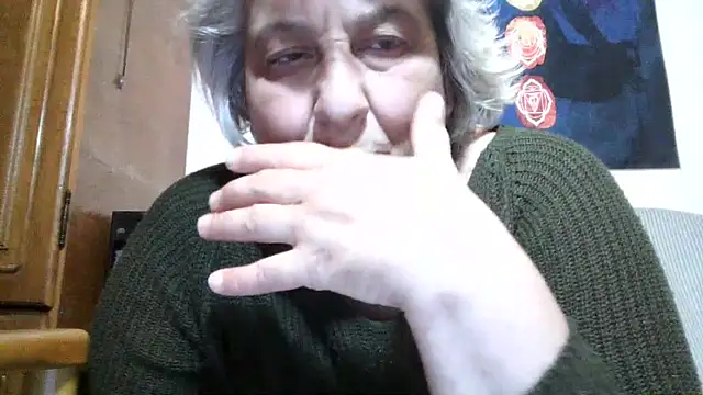 ExquisiteMature webcam