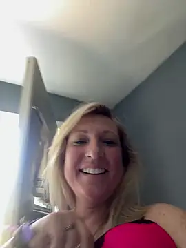 Webcam Model (sweetkacibaby)  is live.Free join now!