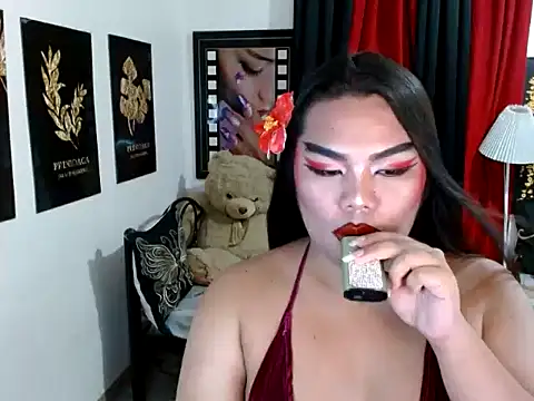 TSbrianaHugeCock webcam