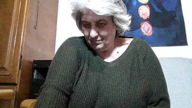 ExquisiteMature webcam