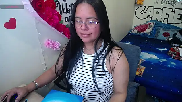 Miss__kendra_ webcam