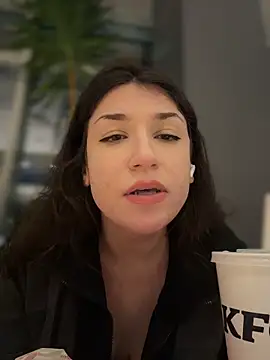 ScarletBloom_ webcam