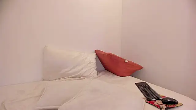 CelesteBreedlove webcam