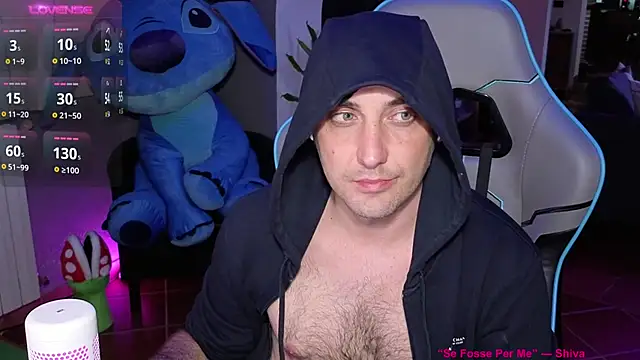Gil_gamesh90 webcam