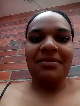 sexybronwlatin webcam