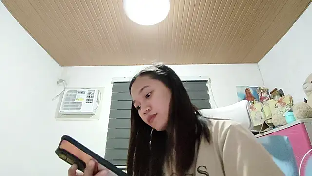 VincenzaHertler webcam