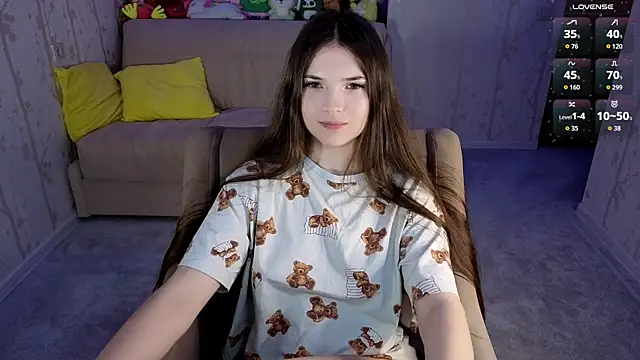 eva_davie (F young) - nipple clamps