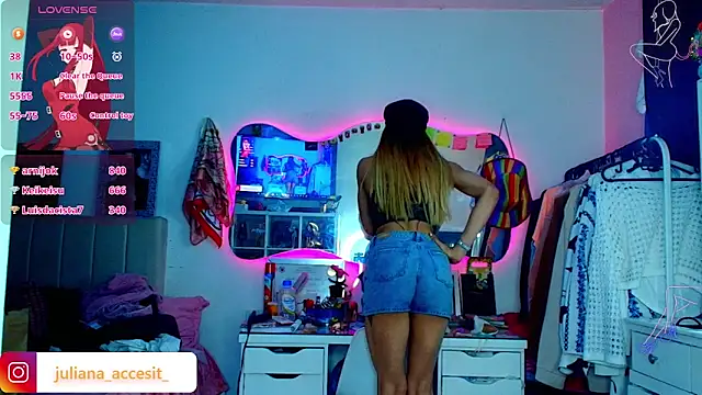 caroline_cossei webcam