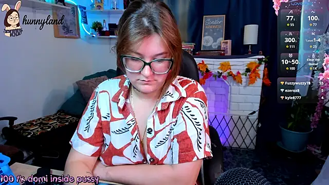 HunnyyLove webcam