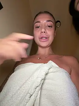 italianPassion live sex cam