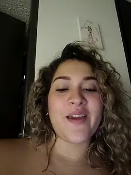 Sara_smiiith211 webcam