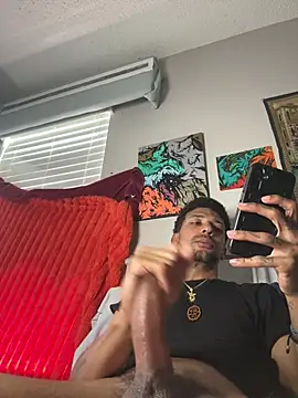 BigPrettyDick777 webcam