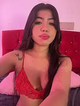 Webcam Model (Luna_20x)  is live.Free join now!