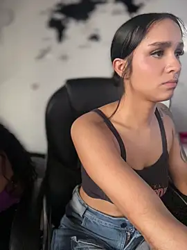 Isabella-Teen webcam