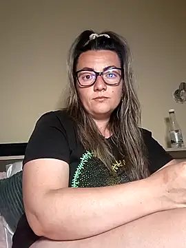 Sweetredvelvet webcam