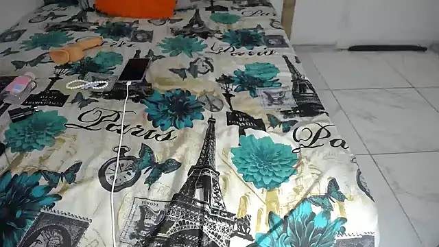 BootySoYummyX webcam