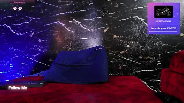 crislingery_dolli webcam