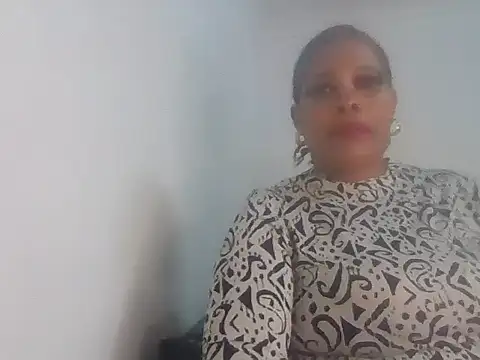 SmoothyAssxxx webcam