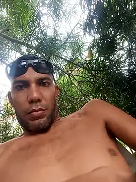 UnreadyChutzpa webcam