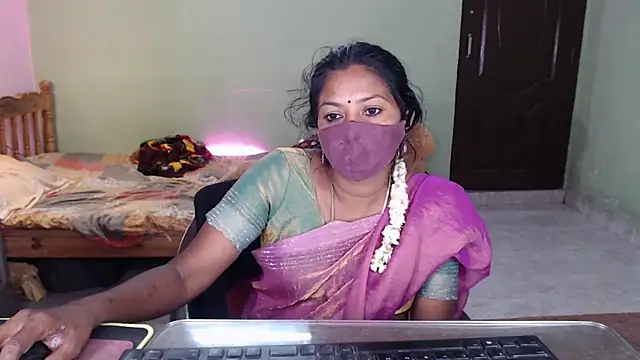 HotGulabi webcam